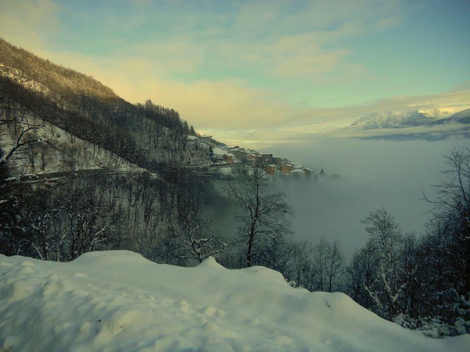 Chalet Con Piscina Garzeno Zewnętrze zdjęcie