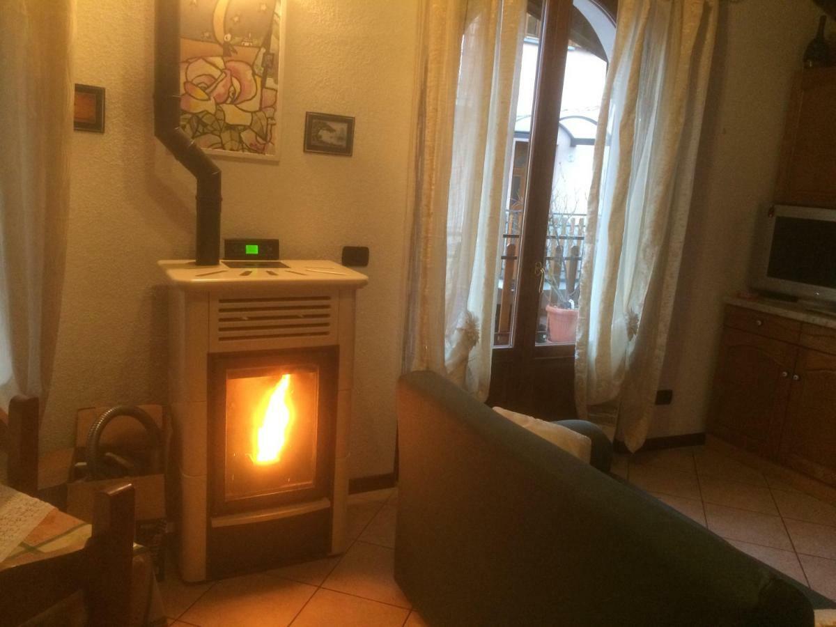 Chalet Con Piscina Garzeno Zewnętrze zdjęcie