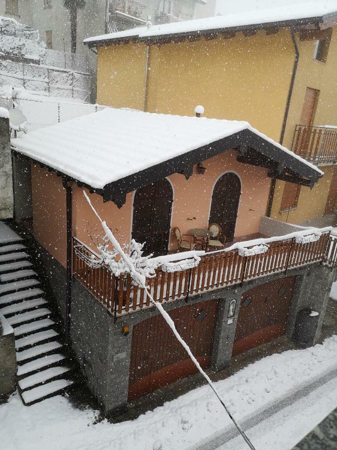 Chalet Con Piscina Garzeno Zewnętrze zdjęcie